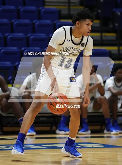 Thumbnail 2 in Summer Creek vs. Mansfield Summit (Cy-Hoops Invitational) photogallery.