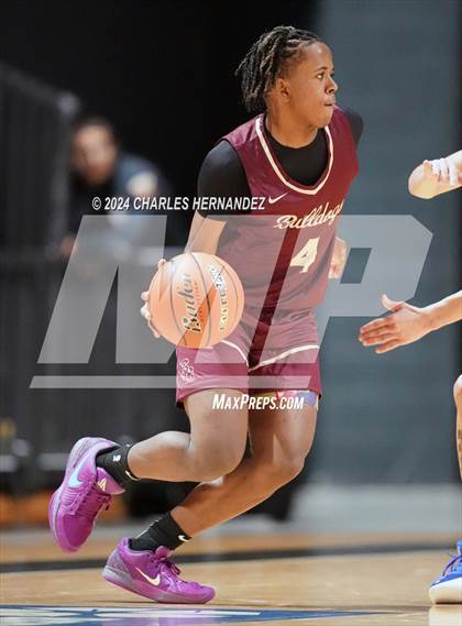 Thumbnail 3 in Summer Creek vs. Mansfield Summit (Cy-Hoops Invitational) photogallery.