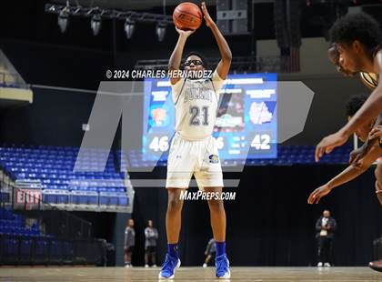 Thumbnail 3 in Summer Creek vs. Mansfield Summit (Cy-Hoops Invitational) photogallery.