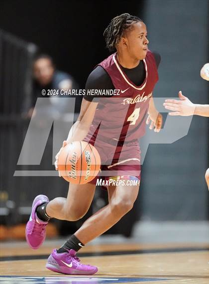 Thumbnail 2 in Summer Creek vs. Mansfield Summit (Cy-Hoops Invitational) photogallery.