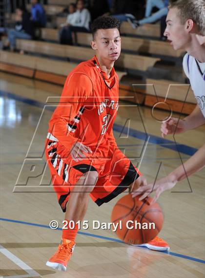 Thumbnail 1 in Central @ Rancho Cucamonga (MaxPreps Holiday Classic) photogallery.