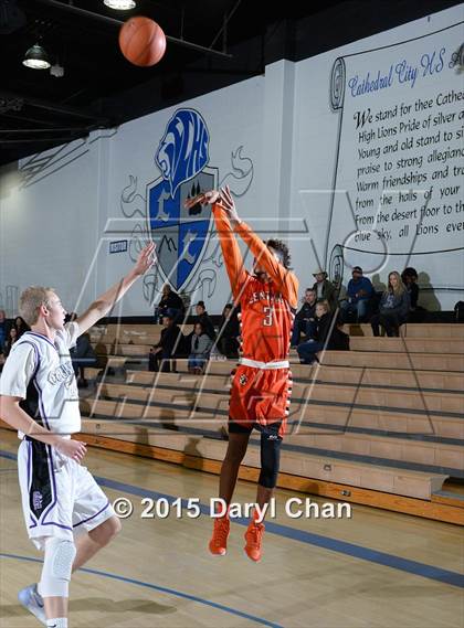 Thumbnail 1 in Central @ Rancho Cucamonga (MaxPreps Holiday Classic) photogallery.