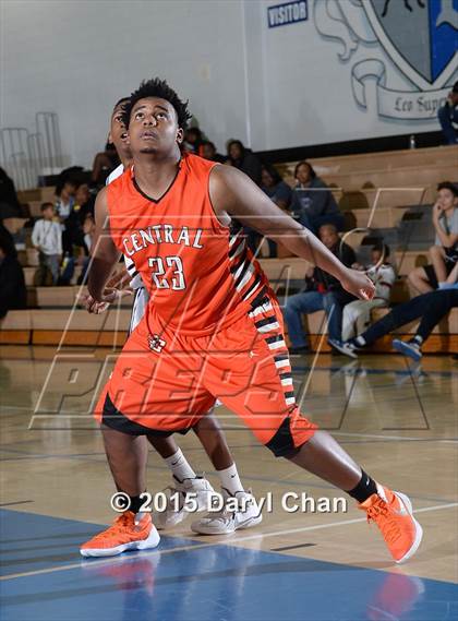 Thumbnail 1 in Central @ Rancho Cucamonga (MaxPreps Holiday Classic) photogallery.