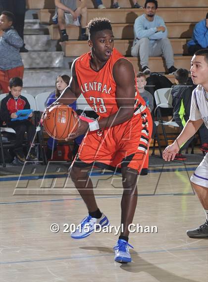 Thumbnail 2 in Central @ Rancho Cucamonga (MaxPreps Holiday Classic) photogallery.