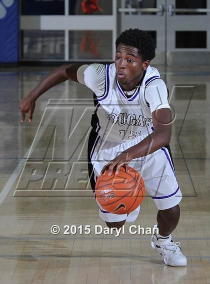 Thumbnail 1 in Central @ Rancho Cucamonga (MaxPreps Holiday Classic) photogallery.