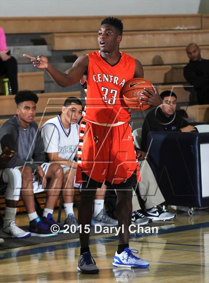 Thumbnail 1 in Central @ Rancho Cucamonga (MaxPreps Holiday Classic) photogallery.
