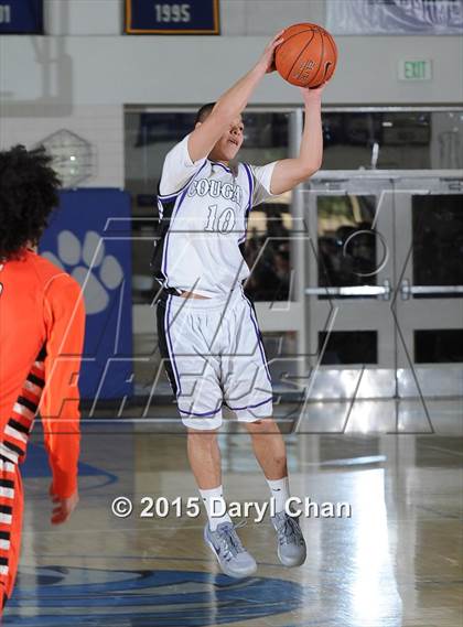 Thumbnail 3 in Central @ Rancho Cucamonga (MaxPreps Holiday Classic) photogallery.