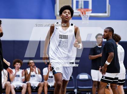 Thumbnail 1 in Bishop O'Dowd @ Sierra Canyon photogallery.