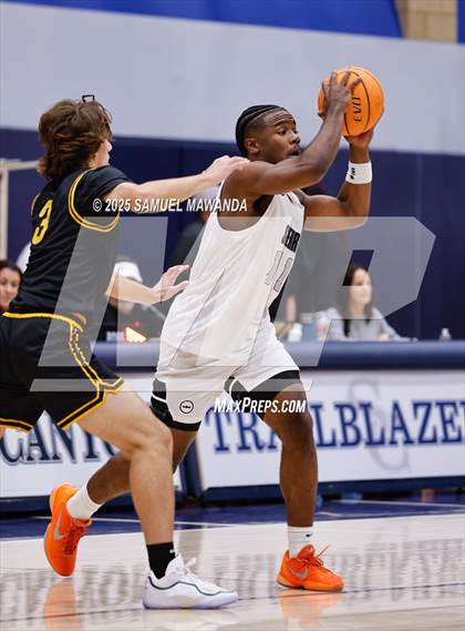 Thumbnail 1 in Bishop O'Dowd @ Sierra Canyon photogallery.