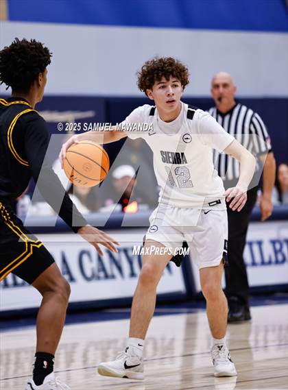 Thumbnail 3 in Bishop O'Dowd @ Sierra Canyon photogallery.