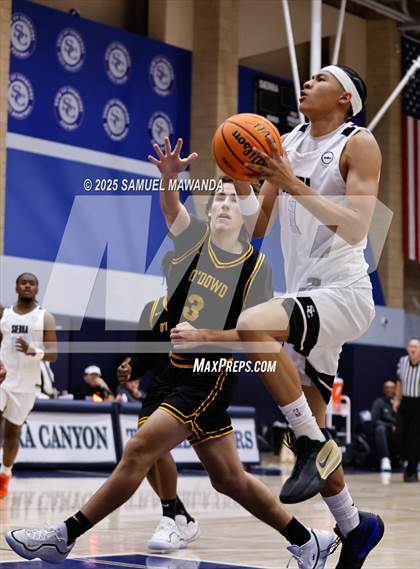 Thumbnail 3 in Bishop O'Dowd @ Sierra Canyon photogallery.