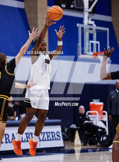 Thumbnail 3 in Bishop O'Dowd @ Sierra Canyon photogallery.