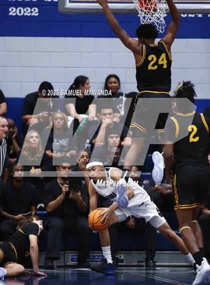 Thumbnail 2 in Bishop O'Dowd @ Sierra Canyon photogallery.