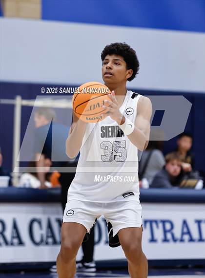 Thumbnail 2 in Bishop O'Dowd @ Sierra Canyon photogallery.