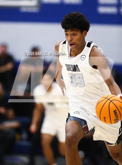 Thumbnail 2 in Bishop O'Dowd @ Sierra Canyon photogallery.