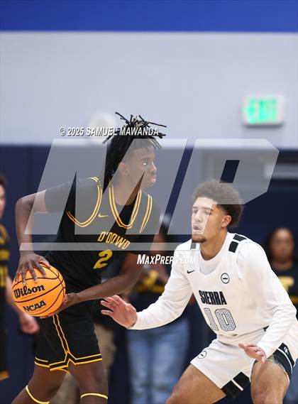 Thumbnail 3 in Bishop O'Dowd @ Sierra Canyon photogallery.