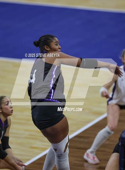 Thumbnail 3 in Chaparral vs. Denver South (CHSAA 5A First Round) photogallery.