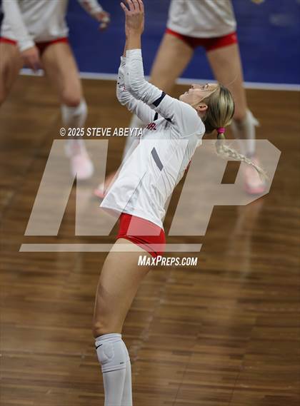 Thumbnail 3 in Chaparral vs. Denver South (CHSAA 5A First Round) photogallery.