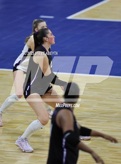 Thumbnail 2 in Chaparral vs. Denver South (CHSAA 5A First Round) photogallery.