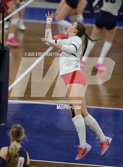 Thumbnail 1 in Chaparral vs. Denver South (CHSAA 5A First Round) photogallery.