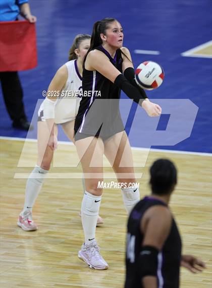 Thumbnail 1 in Chaparral vs. Denver South (CHSAA 5A First Round) photogallery.