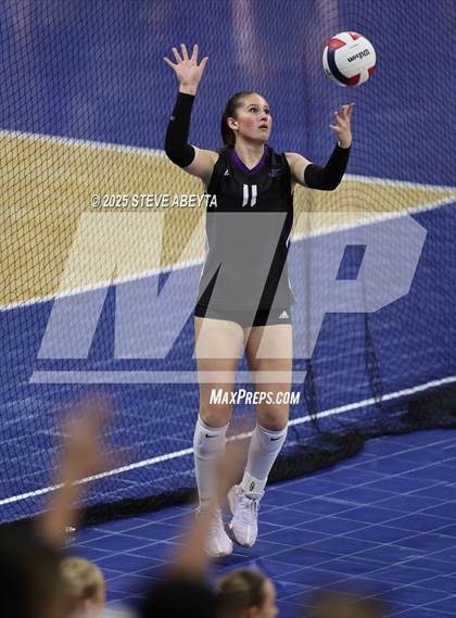 Thumbnail 1 in Chaparral vs. Denver South (CHSAA 5A First Round) photogallery.