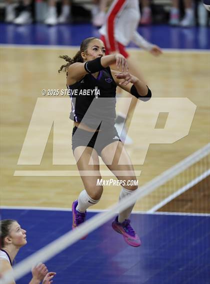 Thumbnail 2 in Chaparral vs. Denver South (CHSAA 5A First Round) photogallery.