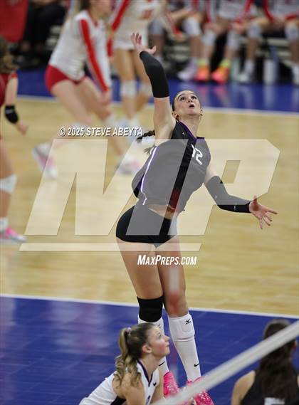 Thumbnail 2 in Chaparral vs. Denver South (CHSAA 5A First Round) photogallery.