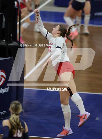 Thumbnail 2 in Chaparral vs. Denver South (CHSAA 5A First Round) photogallery.