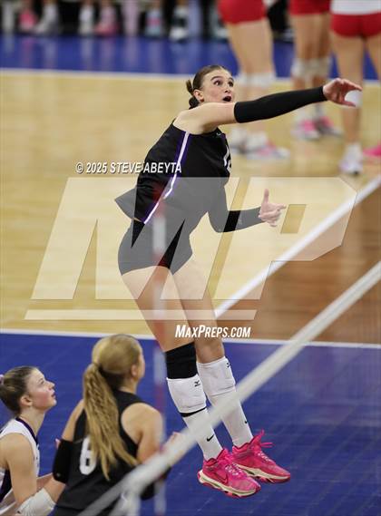 Thumbnail 3 in Chaparral vs. Denver South (CHSAA 5A First Round) photogallery.