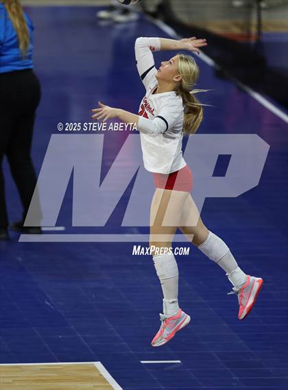 Thumbnail 1 in Chaparral vs. Denver South (CHSAA 5A First Round) photogallery.