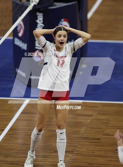 Thumbnail 1 in Chaparral vs. Denver South (CHSAA 5A First Round) photogallery.