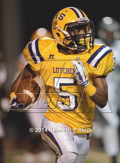 Thumbnail 2 in Plaquemine vs. Lutcher (LHSAA Class 4A 2nd Round) photogallery.
