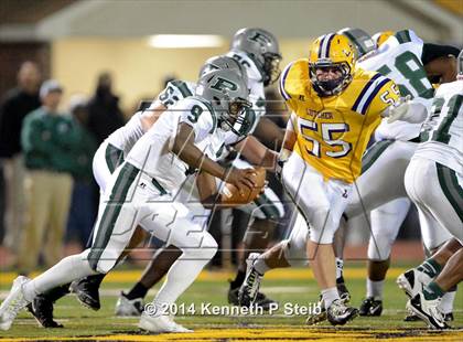 Thumbnail 3 in Plaquemine vs. Lutcher (LHSAA Class 4A 2nd Round) photogallery.