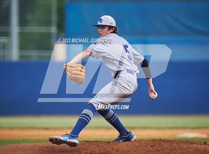 Thumbnail 3 in MacArthur @ Brackenridge photogallery.