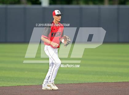 Thumbnail 3 in Kilgore vs. Benbrook Game 2 (UIL 4A Regional Finals) photogallery.