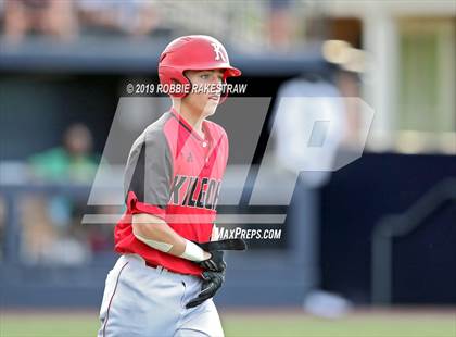 Thumbnail 3 in Kilgore vs. Benbrook Game 2 (UIL 4A Regional Finals) photogallery.
