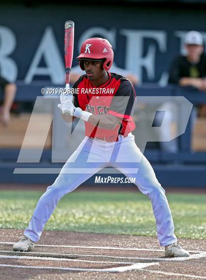 Thumbnail 2 in Kilgore vs. Benbrook Game 2 (UIL 4A Regional Finals) photogallery.