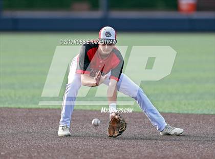 Thumbnail 2 in Kilgore vs. Benbrook Game 2 (UIL 4A Regional Finals) photogallery.