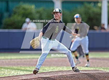 Thumbnail 2 in Kilgore vs. Benbrook Game 2 (UIL 4A Regional Finals) photogallery.