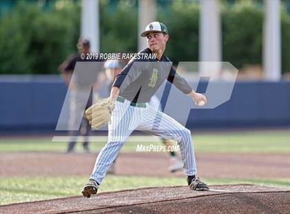 Thumbnail 1 in Kilgore vs. Benbrook Game 2 (UIL 4A Regional Finals) photogallery.