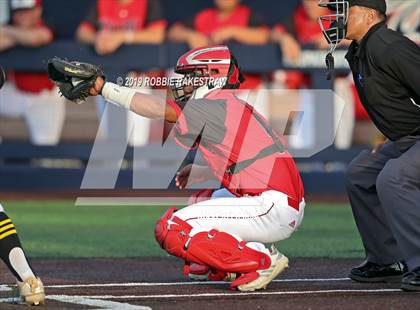 Thumbnail 2 in Kilgore vs. Benbrook Game 2 (UIL 4A Regional Finals) photogallery.