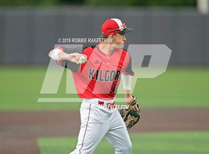 Thumbnail 2 in Kilgore vs. Benbrook Game 2 (UIL 4A Regional Finals) photogallery.