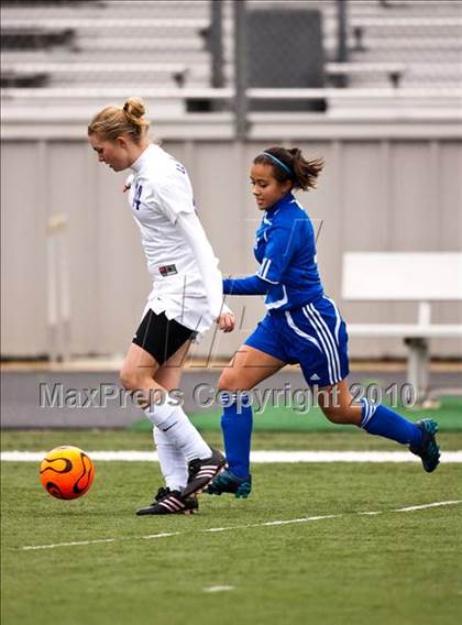 Thumbnail 2 in Ball vs Sterling (Pearland ISD Soccer Shootout) photogallery.
