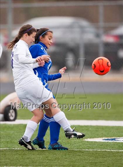 Thumbnail 2 in Ball vs Sterling (Pearland ISD Soccer Shootout) photogallery.