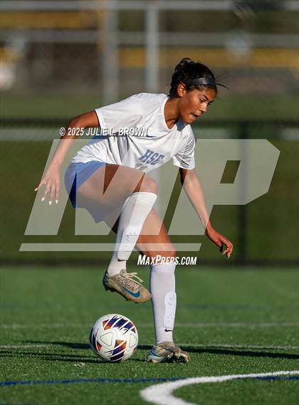 Thumbnail 2 in Hamilton Southeastern vs. Anderson (IHSAA 3A Section 8 Round 1) photogallery.