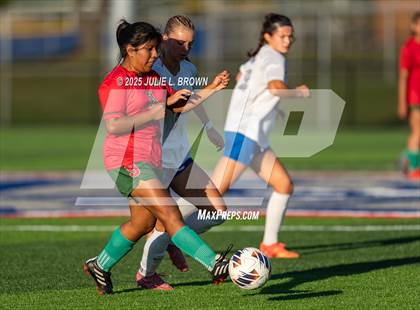 Thumbnail 3 in Hamilton Southeastern vs. Anderson (IHSAA 3A Section 8 Round 1) photogallery.