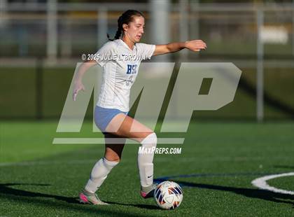 Thumbnail 2 in Hamilton Southeastern vs. Anderson (IHSAA 3A Section 8 Round 1) photogallery.