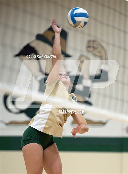 Thumbnail 3 in Linden @ Notre Dame Prep (NDP Quad) photogallery.