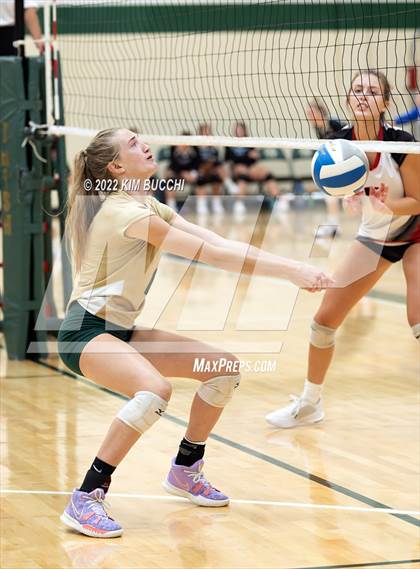 Thumbnail 1 in Linden @ Notre Dame Prep (NDP Quad) photogallery.